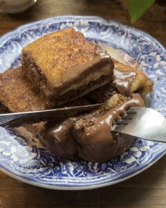 Nutella French toast: the perfect Quick and Easy breakfast