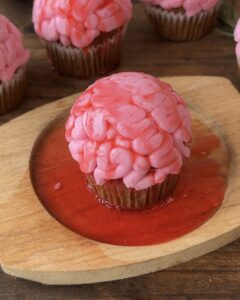 brain Halloween cupcakes: simple recipe perfect for a spooky party