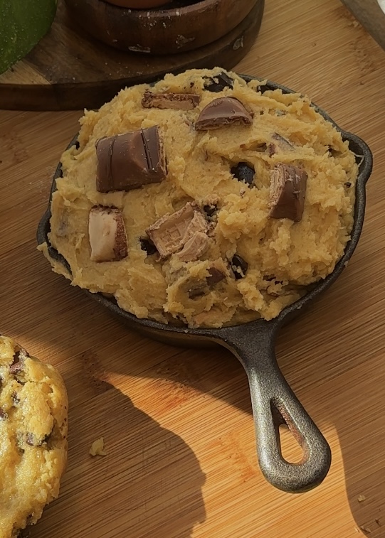 Kinder Pizookie in a skillet