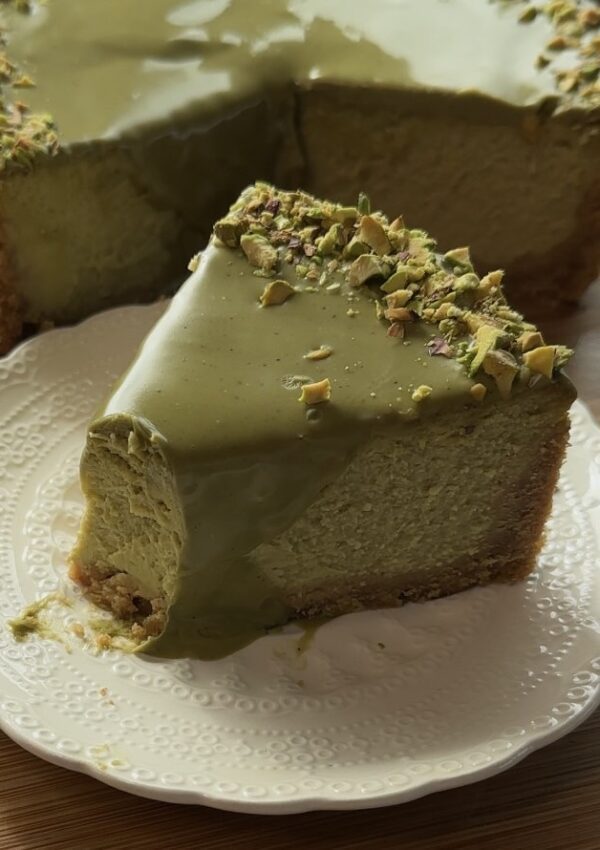 Creamy Pistachio protein cheesecake with cottage cheese 214 g super easy!