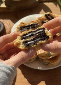 Fluffy and easy Oreo stuffed pancakes recipe